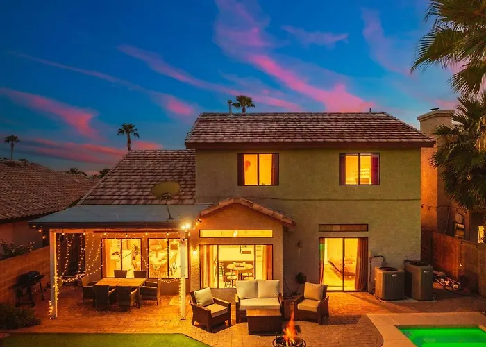 Brand New! Game & Pool, North Retreat Holiday home Phoenix