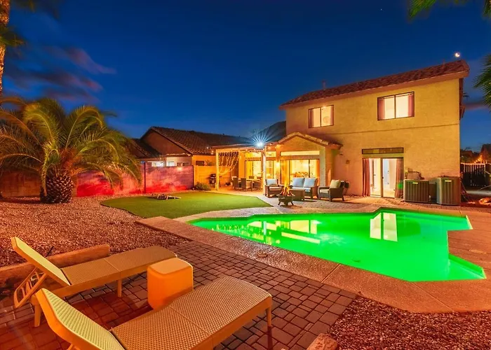 Holiday home Brand New! Game & Pool, North Retreat Phoenix