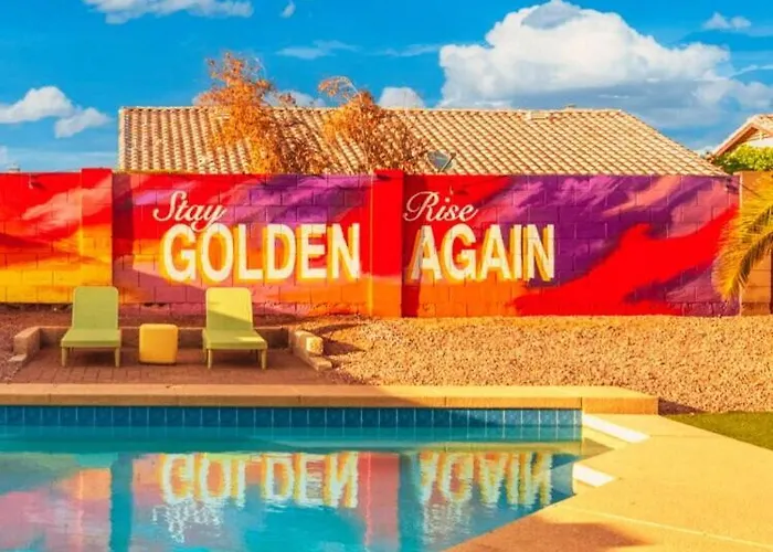 Holiday home Brand New! Game & Pool, North Retreat